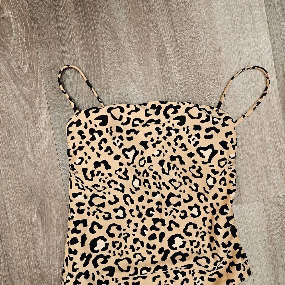 Hollister XS Leopard Print Ome piece Swimsuit Square neckline - Picture 3 of 5